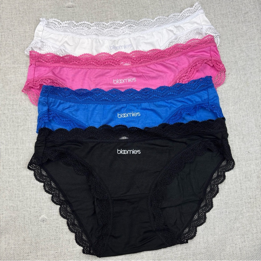 Bloomie's Logo Lace Trim Bikinis Panties